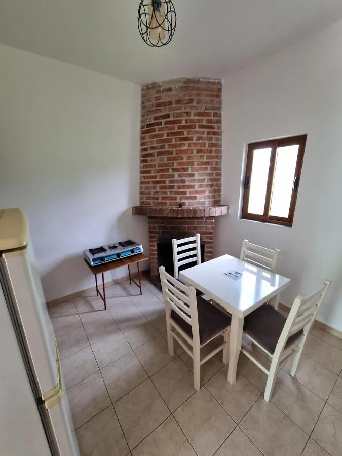 Holiday Home Plazhi San Pietro Pensión